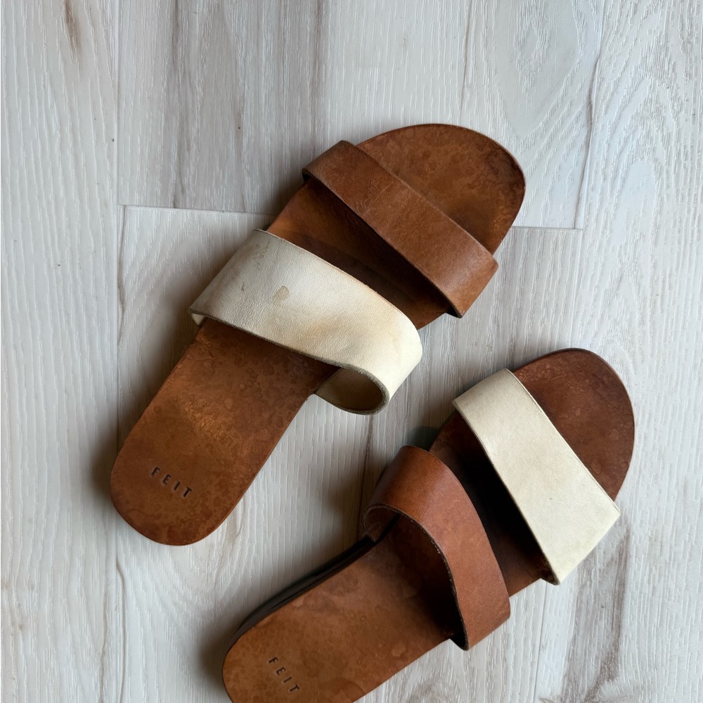 FEIT Women's Tan and Cream Sandals